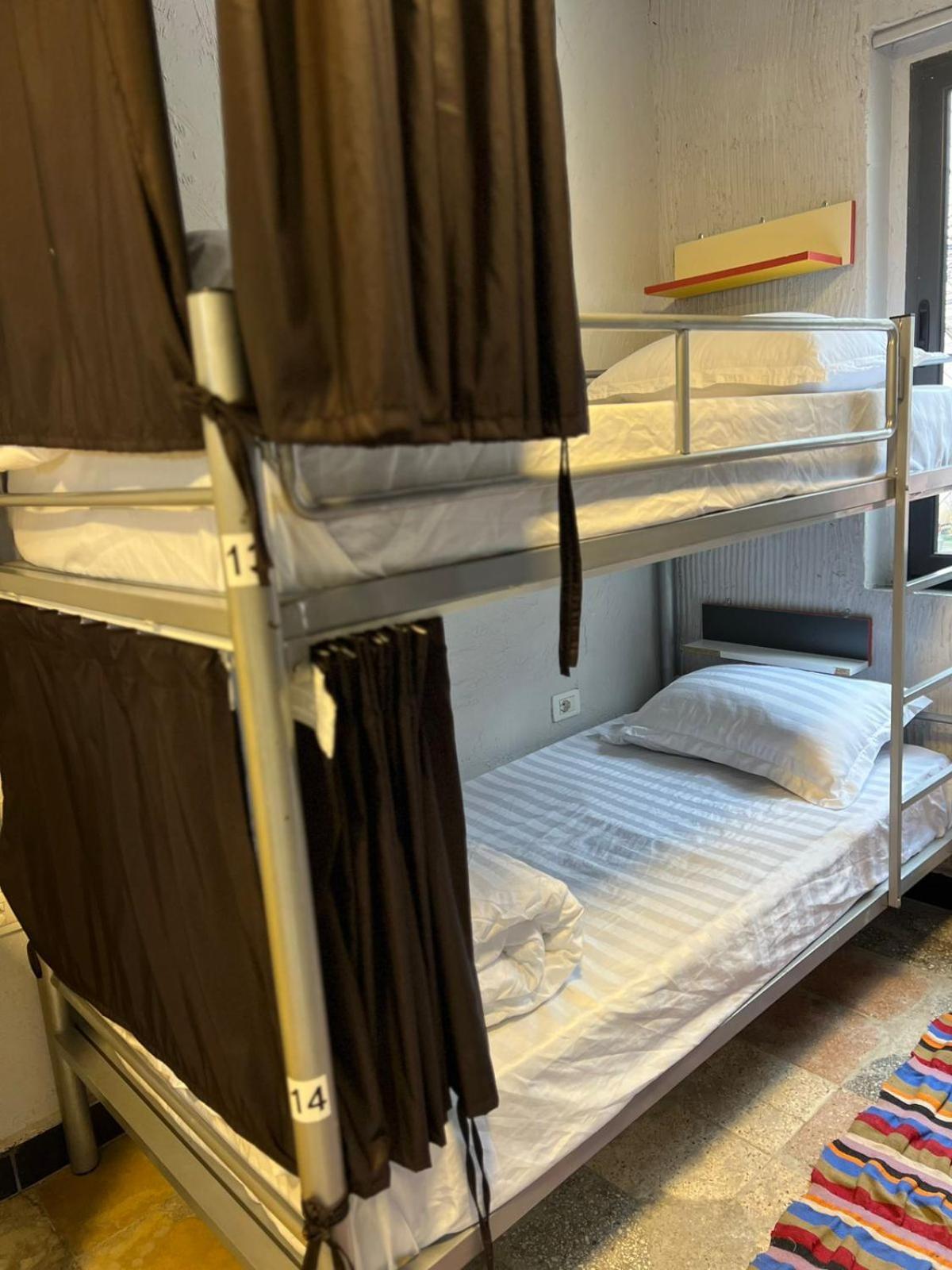 Hoja Hostel Tirana Eksteriør billede