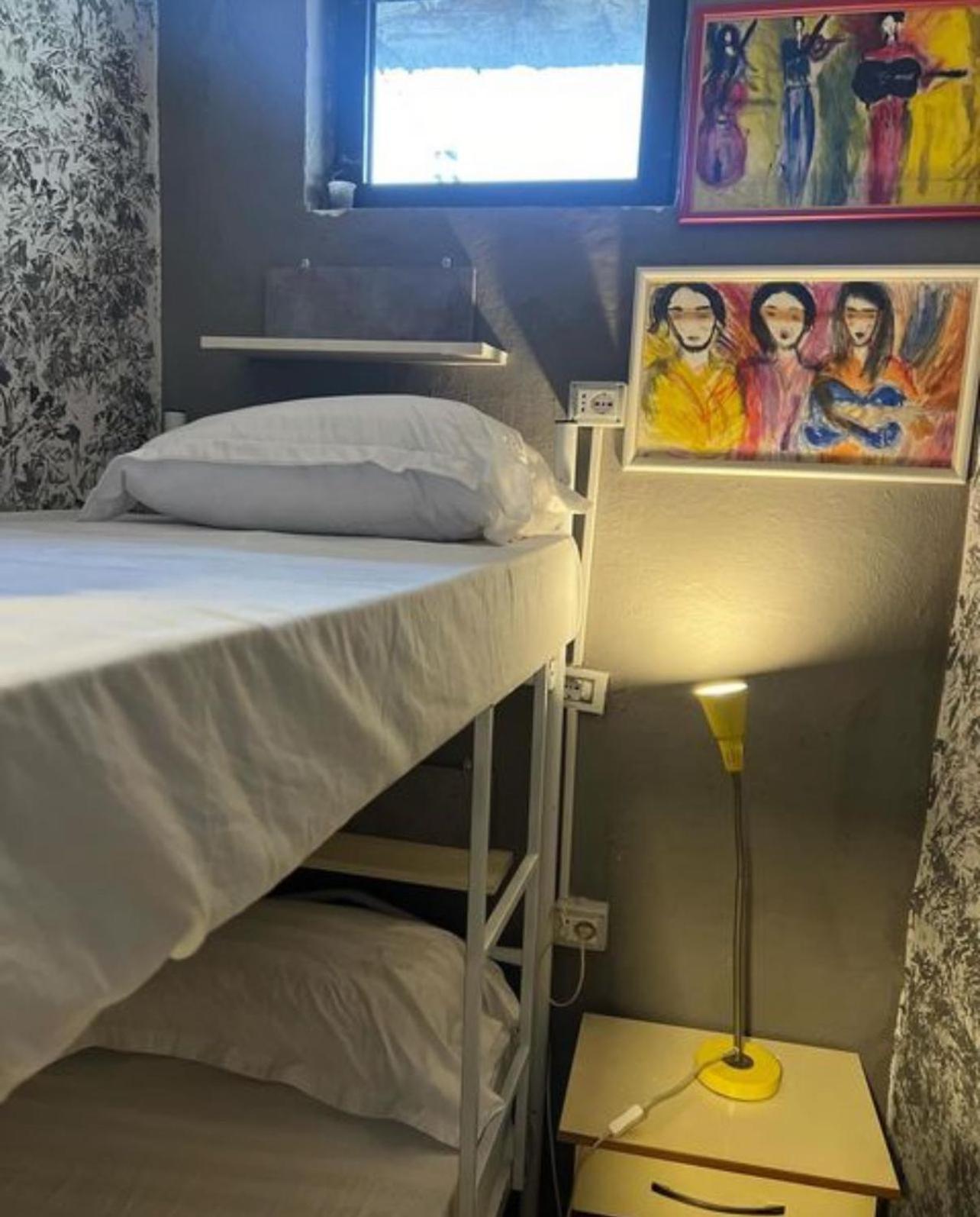 Hoja Hostel Tirana Eksteriør billede