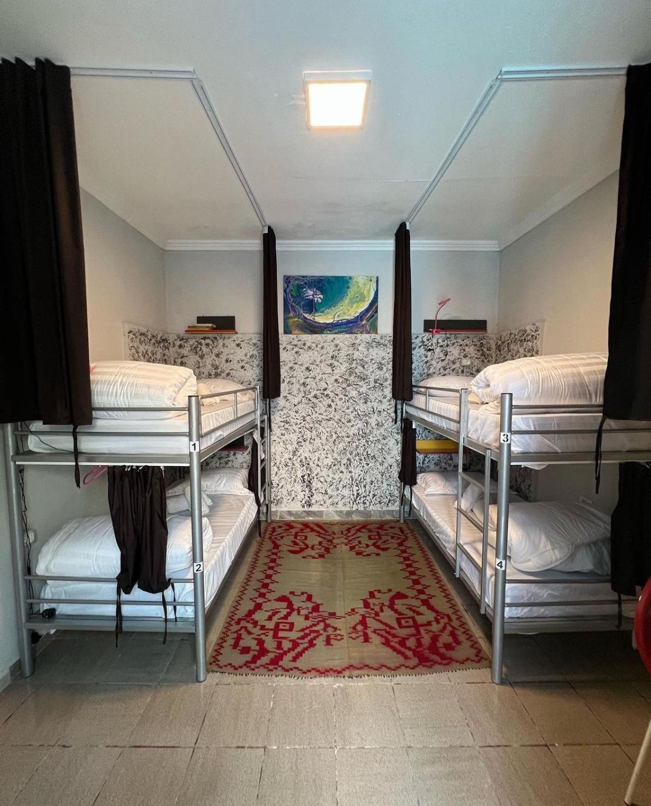 Hoja Hostel Tirana Eksteriør billede